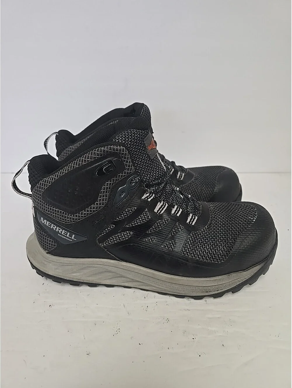 Merrell used boots